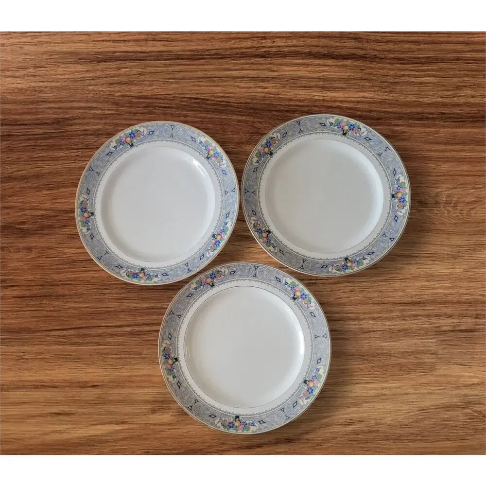 20s Vintage‎ Regal Ware RPCo made by Regal Pottery Co. 9 inch Plates England